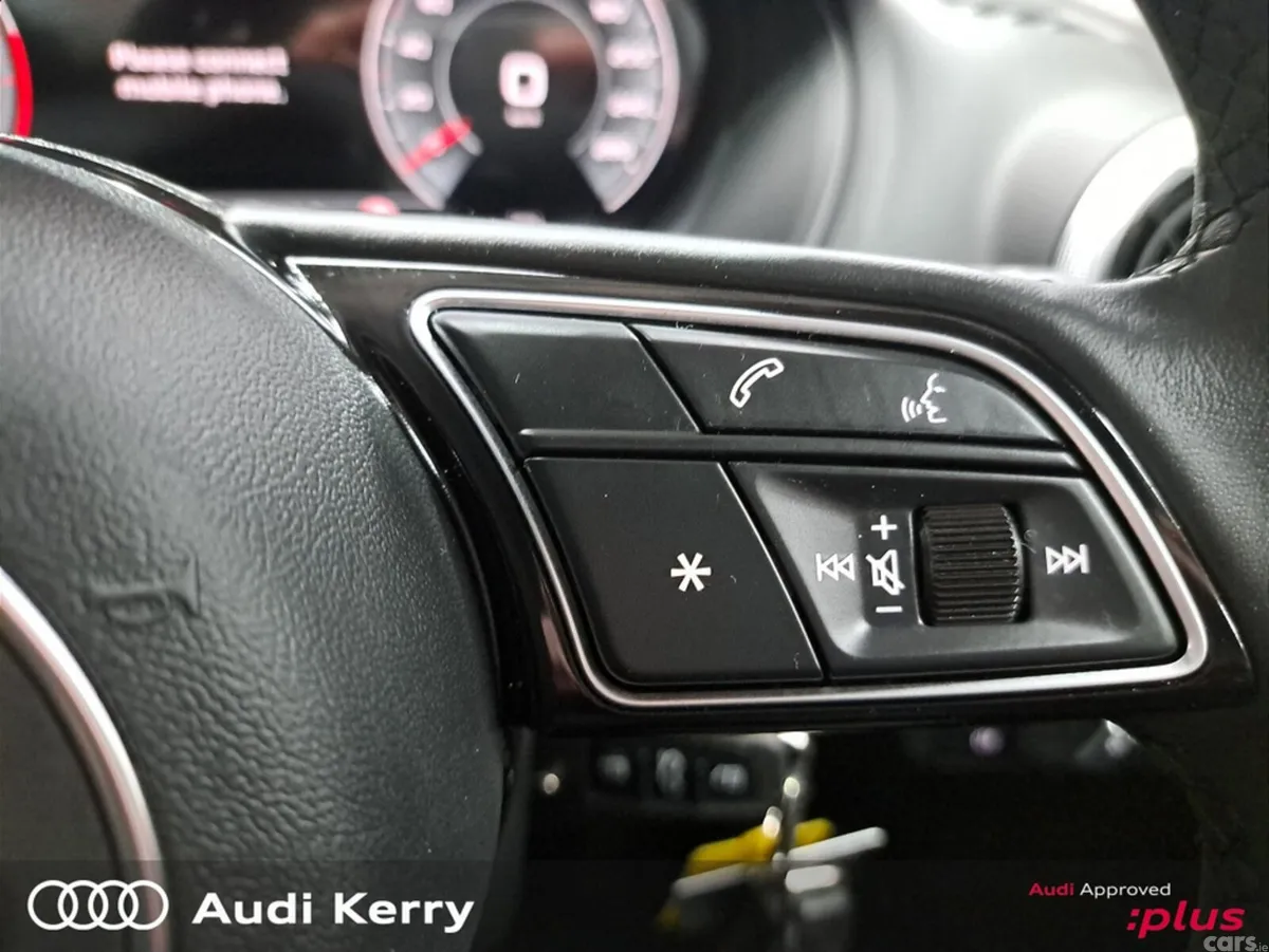 Audi Q2 SUV, Petrol, 2026, Silver