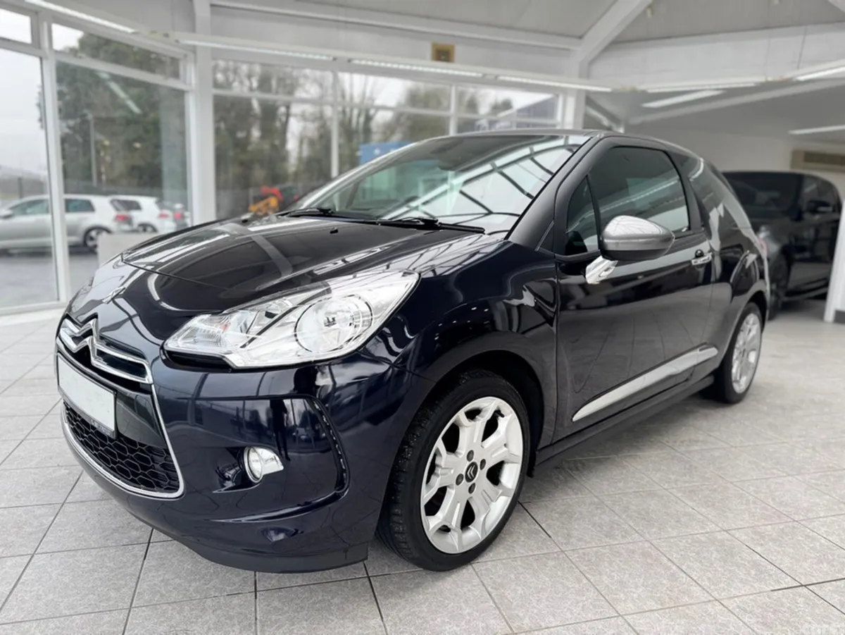 Citroen DS 3 Hatchback, Petrol, 2015, Blue