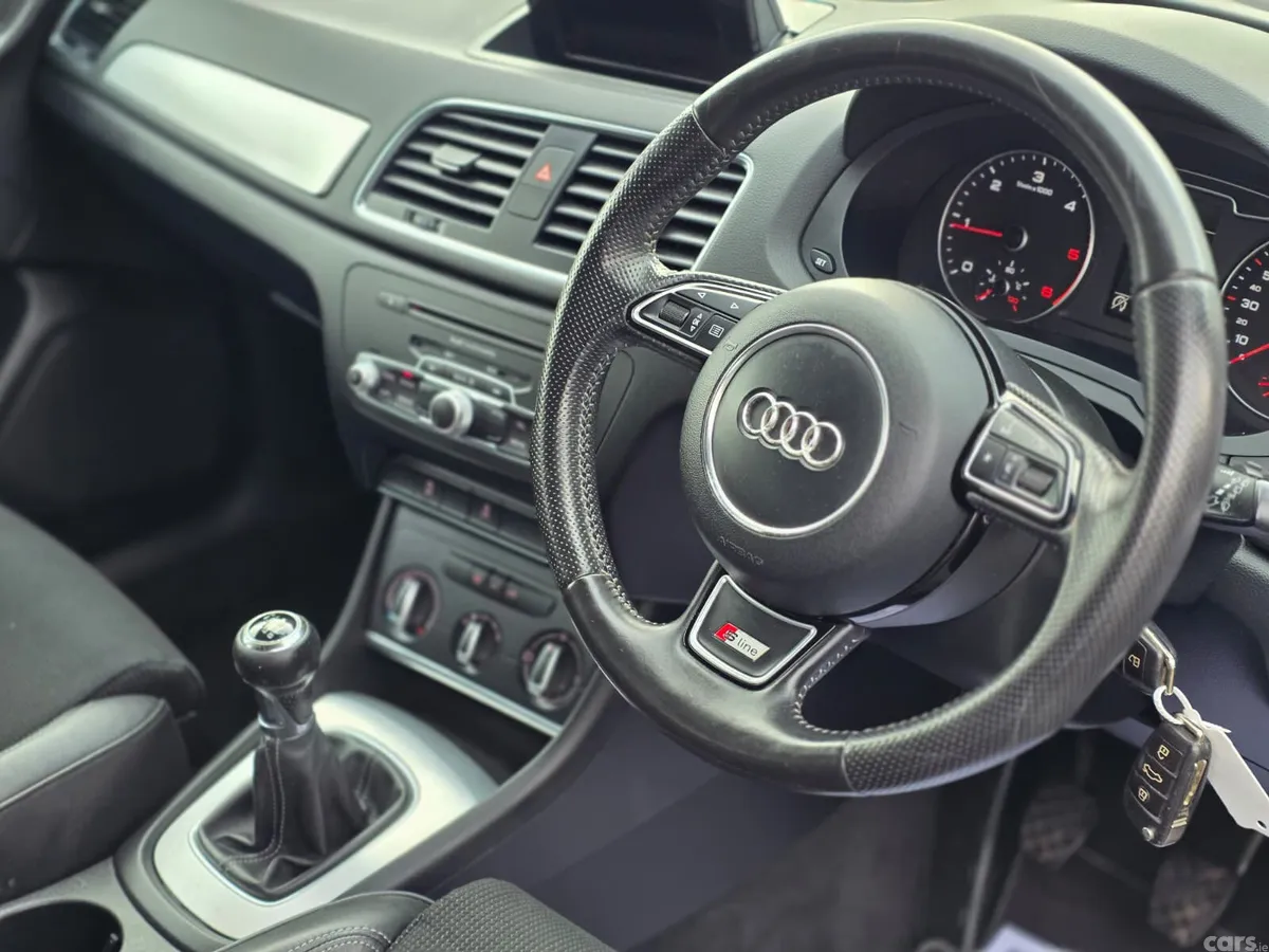 Audi Q3 SUV, Diesel, 2013, Grey