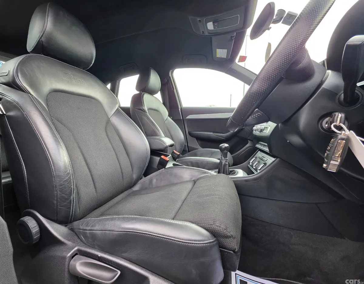 Audi Q3 SUV, Diesel, 2013, Grey