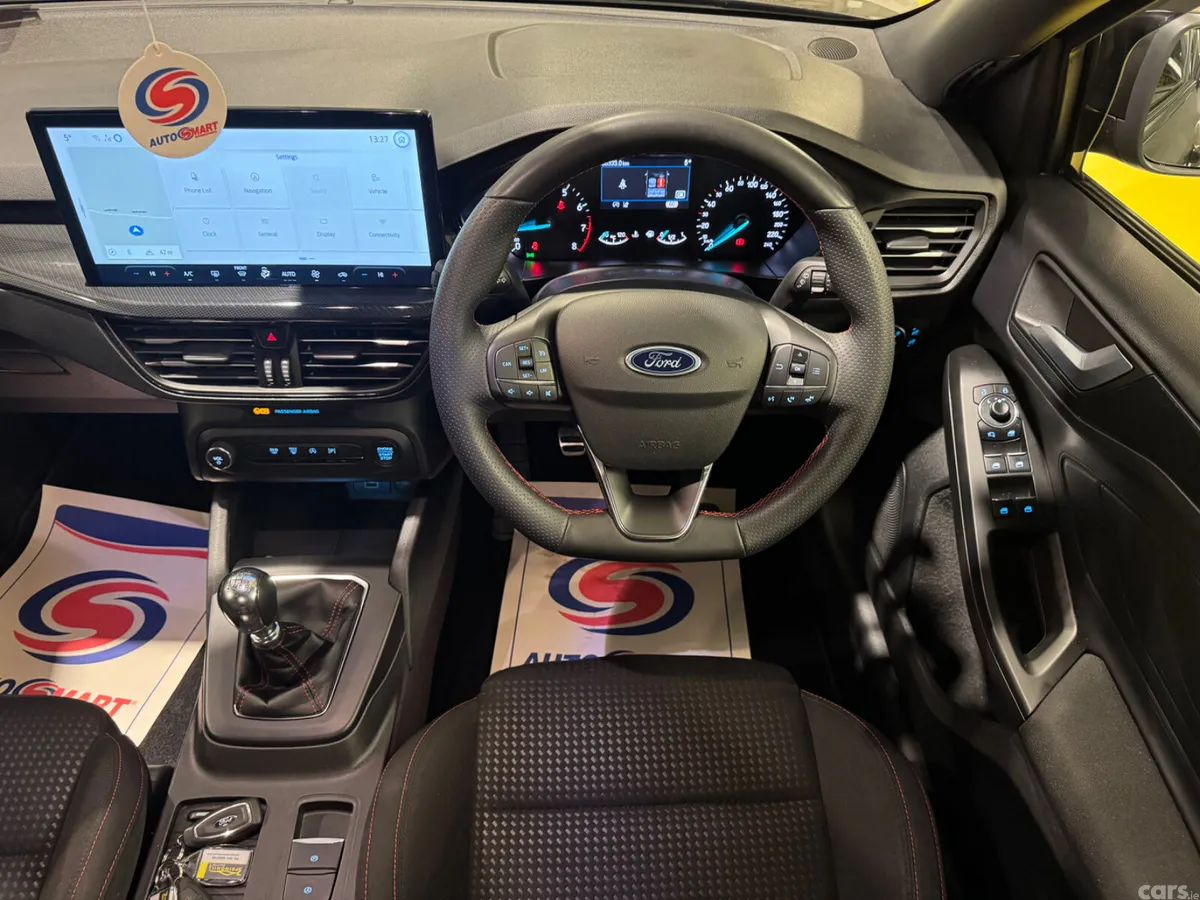 Ford Focus Hatchback, Petrol Hybrid, 2025, Grey