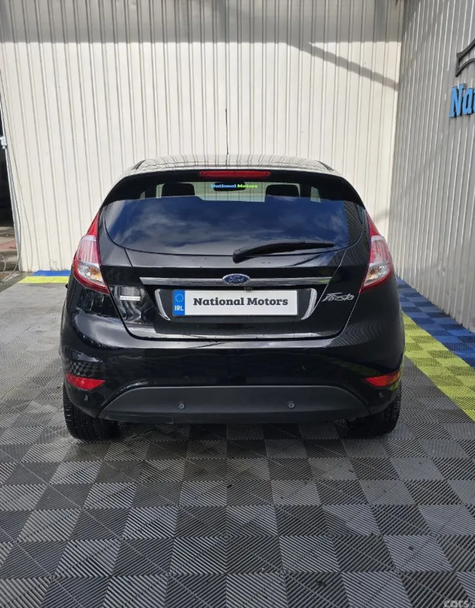Ford Fiesta Hatchback, Petrol, 2017, Black