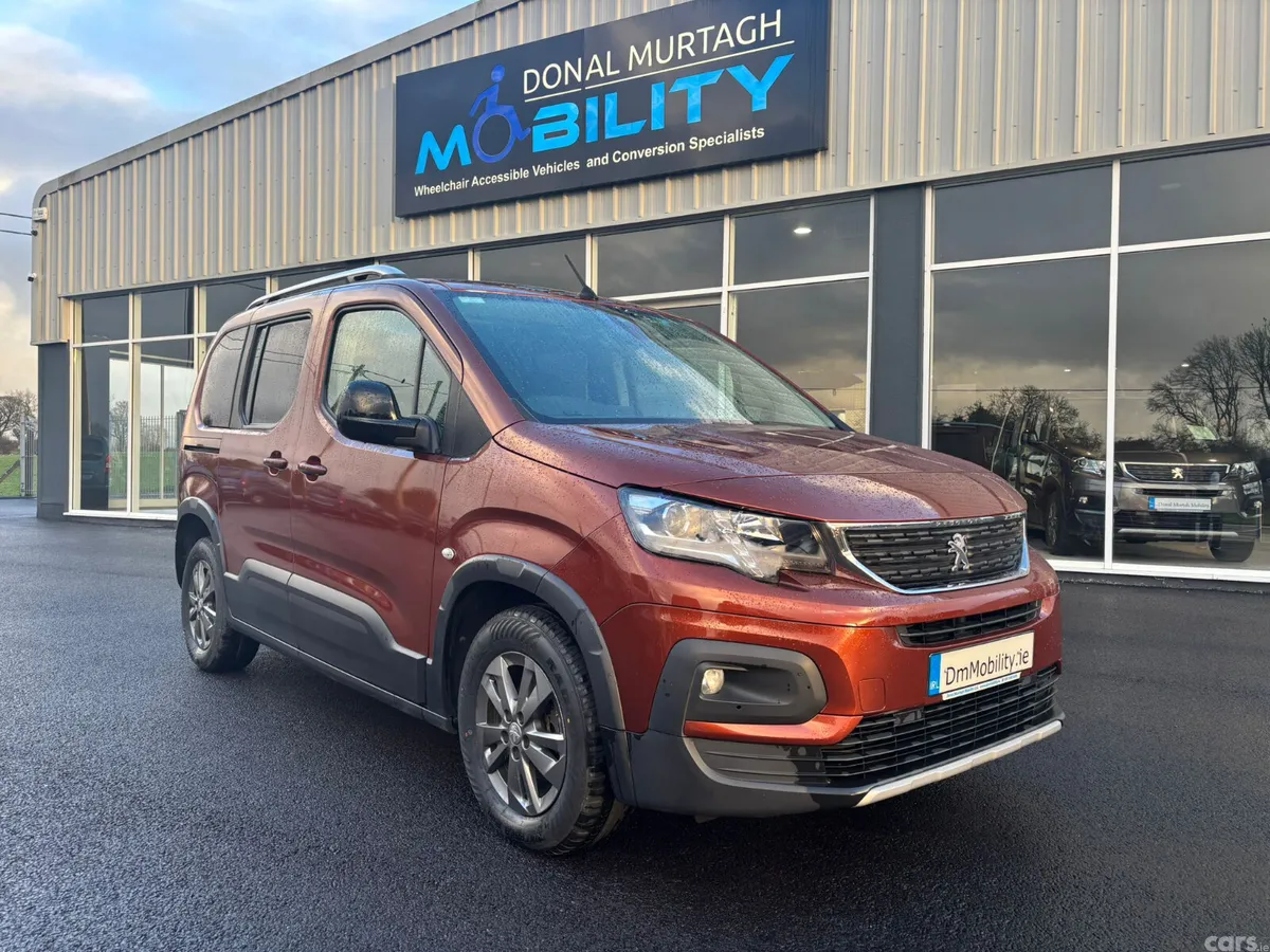 Peugeot Rifter MPV, Diesel, 2022, Orange