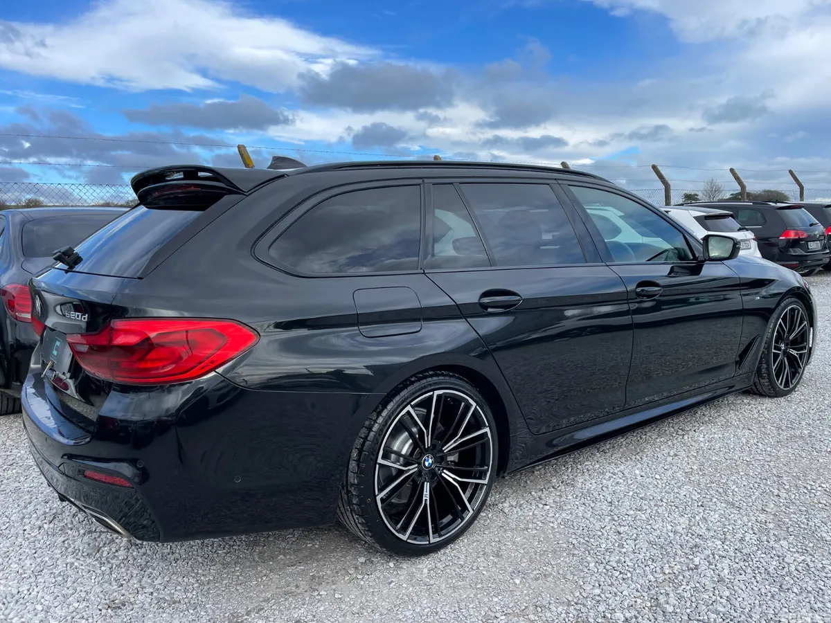 BMW 5-Series Estate, Diesel, 2019, Black