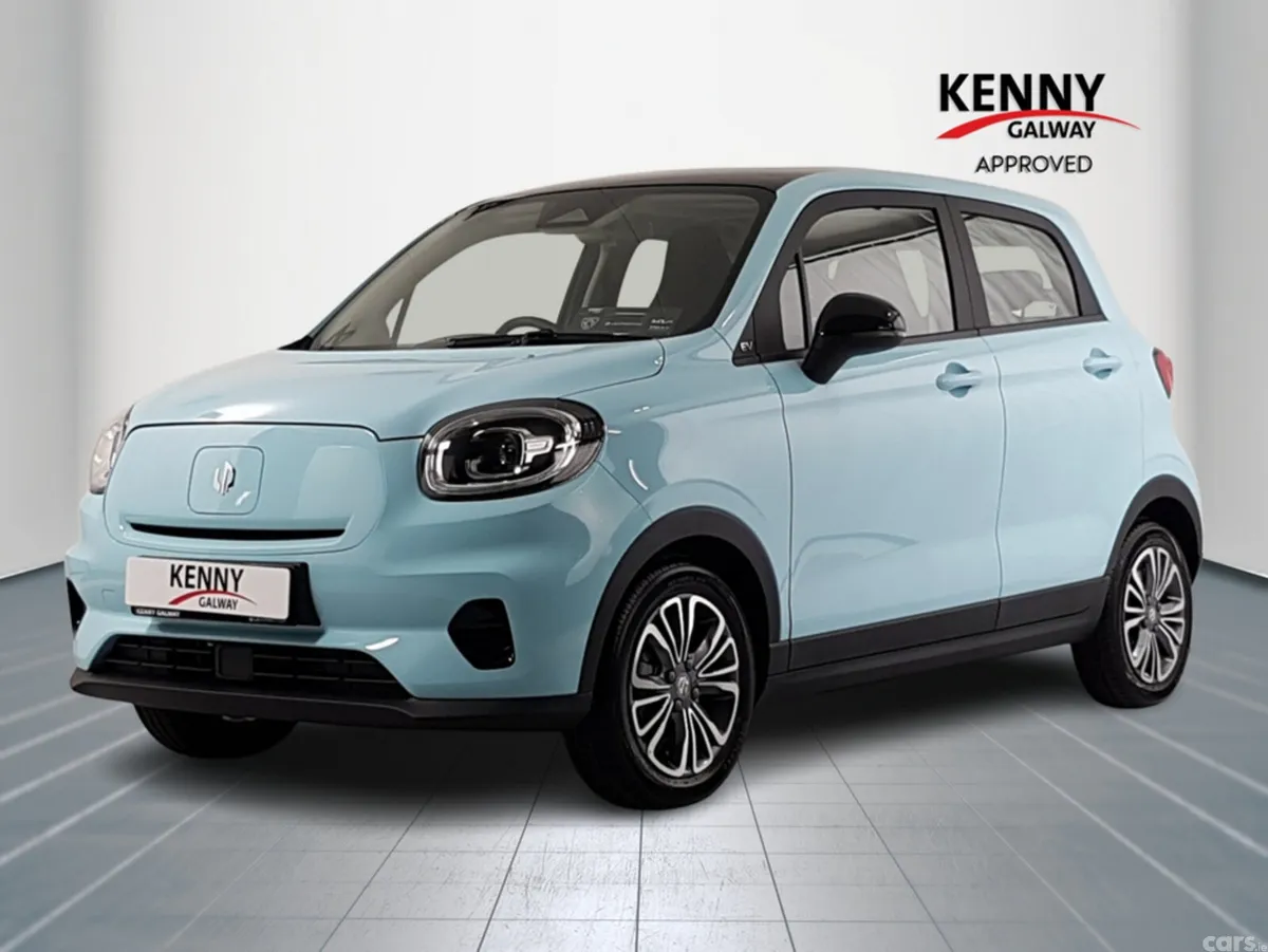 Leapmotor T03 Hatchback, Electric, 2026, Blue