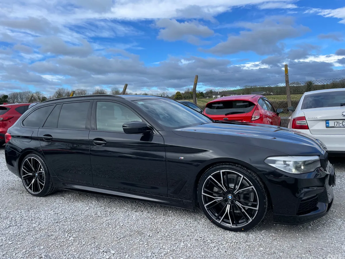 BMW 5-Series Estate, Diesel, 2019, Black