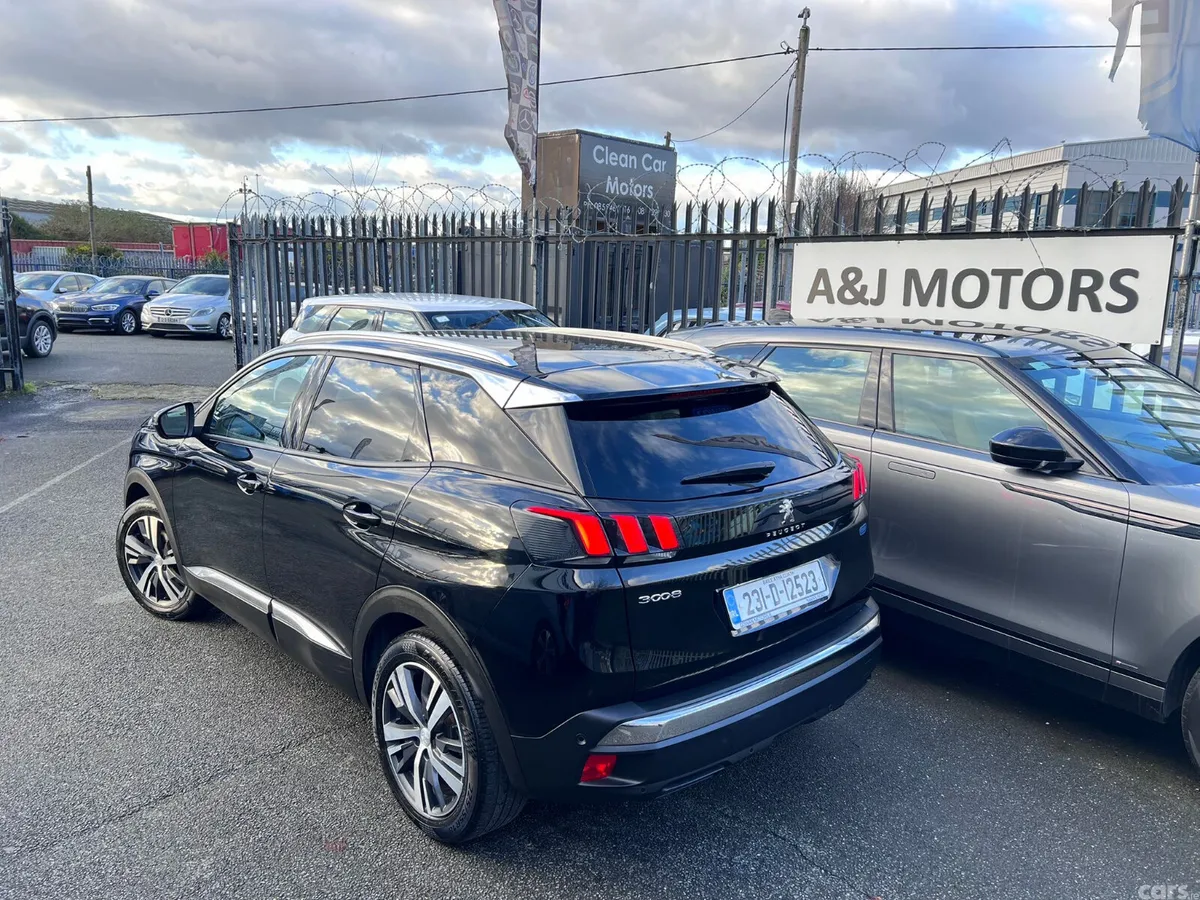 Peugeot 3008 MPV, Diesel, 2023, Black