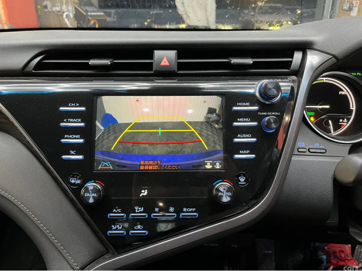 Toyota Camry Saloon, Petrol Hybrid, 2021, Blue