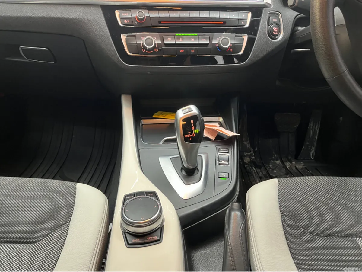 BMW 1-Series Hatchback, Diesel, 2018, Blue