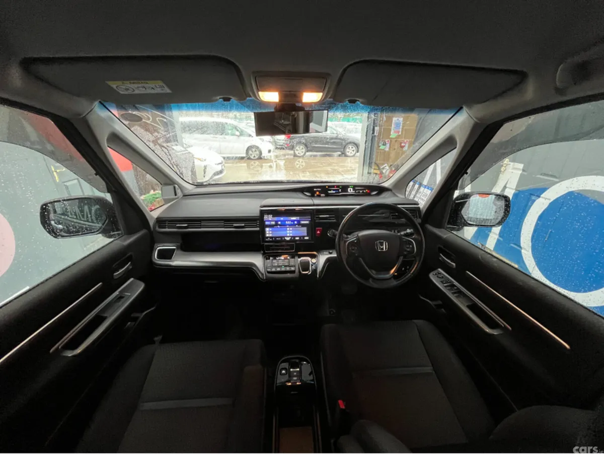 Honda Stepwagon MPV, Petrol Hybrid, 2020, Black