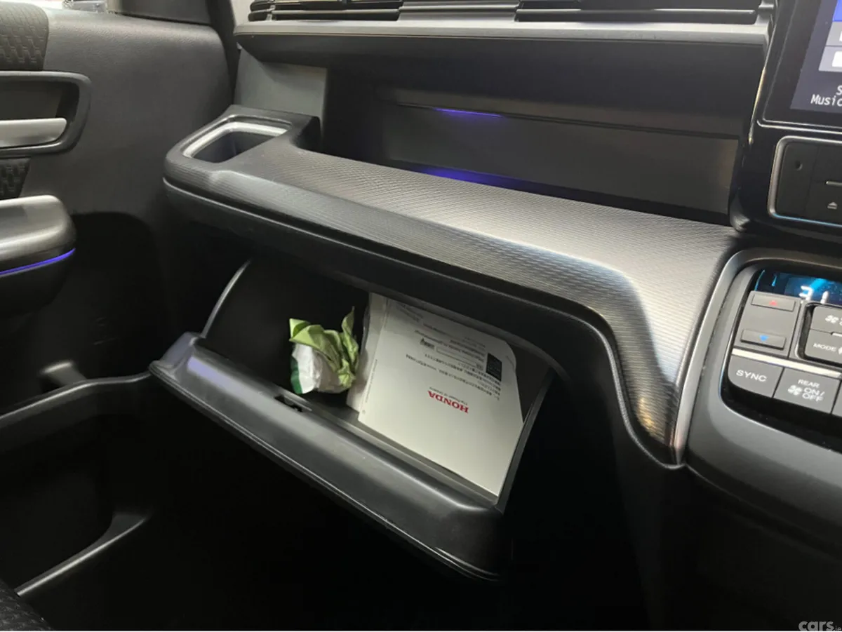 Honda Stepwagon MPV, Petrol Hybrid, 2020, Black