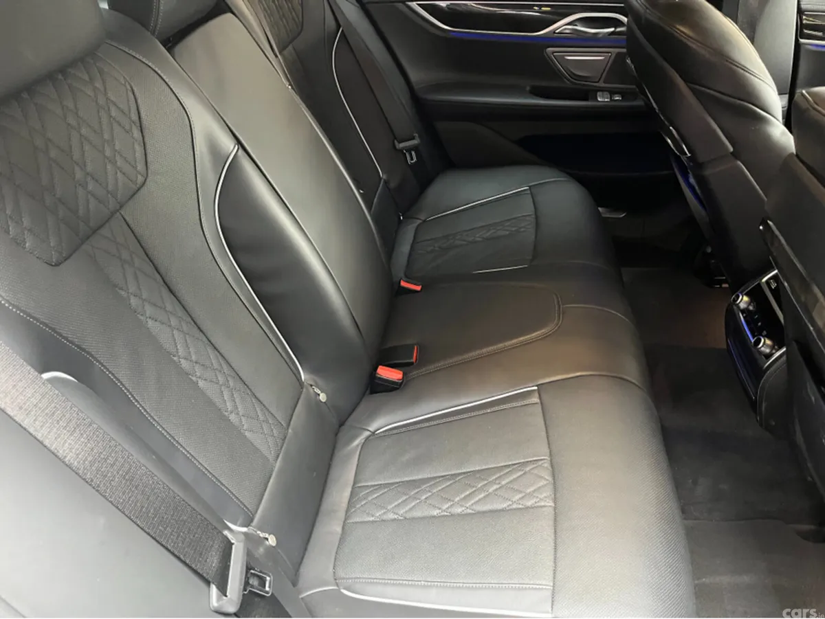BMW 7-Series Saloon, Petrol Plug-in Hybrid, 2017, White