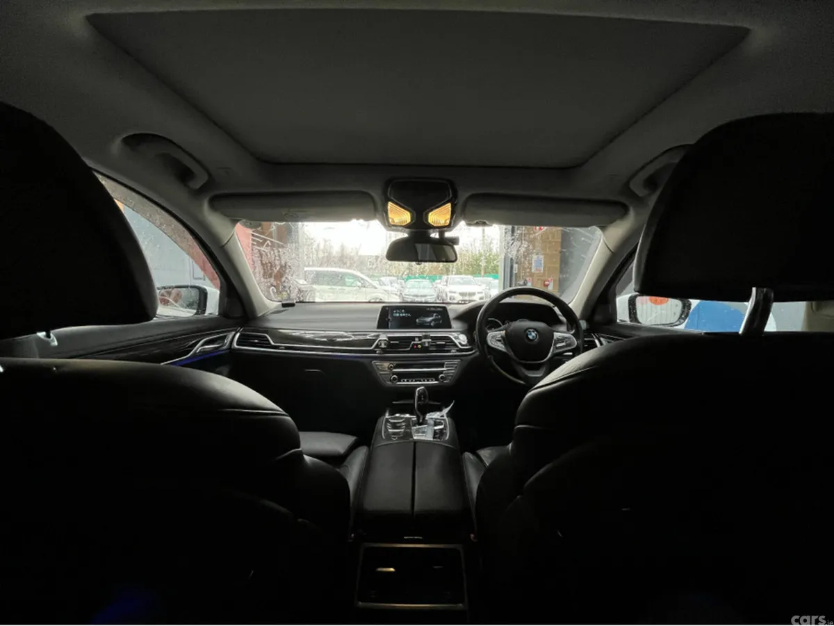 BMW 7-Series Saloon, Petrol Plug-in Hybrid, 2017, White
