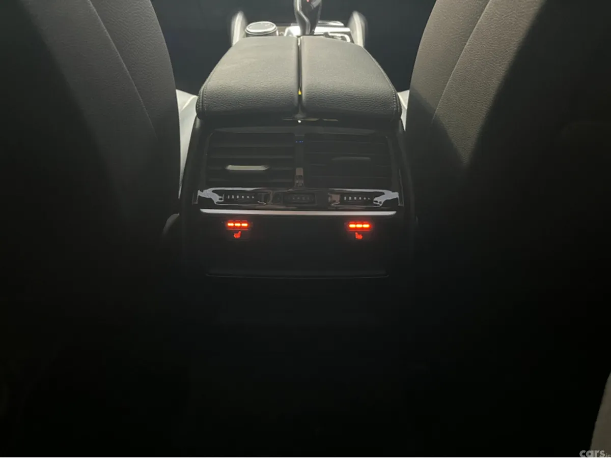 BMW 5-Series Saloon, Petrol Plug-in Hybrid, 2018, Grey
