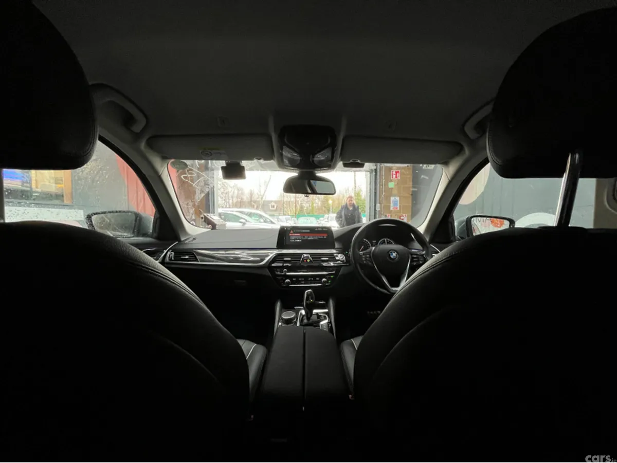 BMW 5-Series Saloon, Petrol Plug-in Hybrid, 2018, Grey