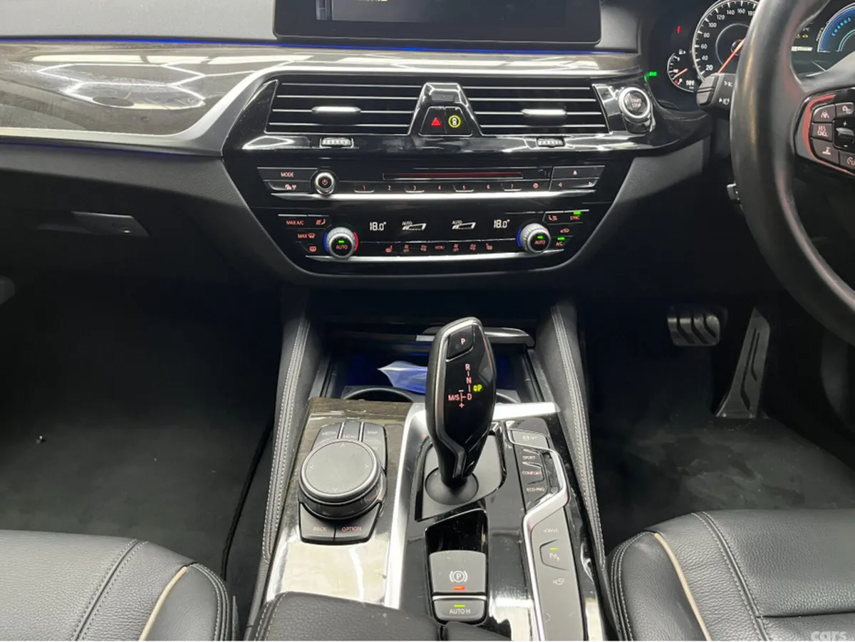 BMW 5-Series Saloon, Petrol Plug-in Hybrid, 2018, Grey