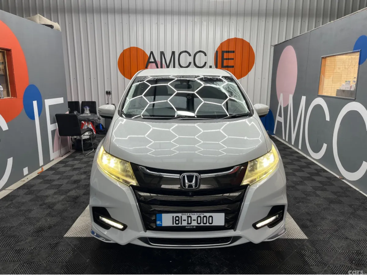 Honda Odyssey MPV, Petrol Hybrid, 2018, White