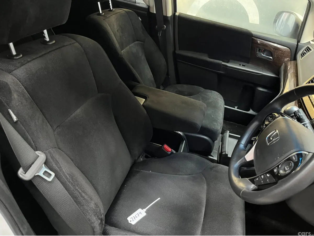 Honda Odyssey MPV, Petrol Hybrid, 2018, White