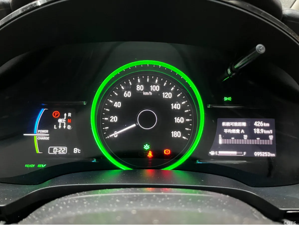 Honda Shuttle MPV, Petrol Hybrid, 2022, Silver