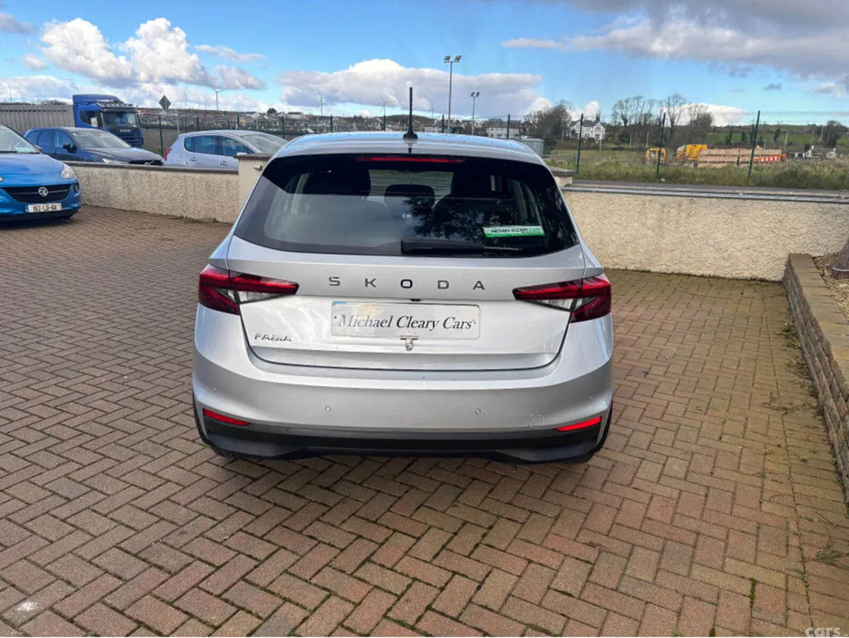 Skoda Fabia Hatchback, Petrol, 2024, Grey