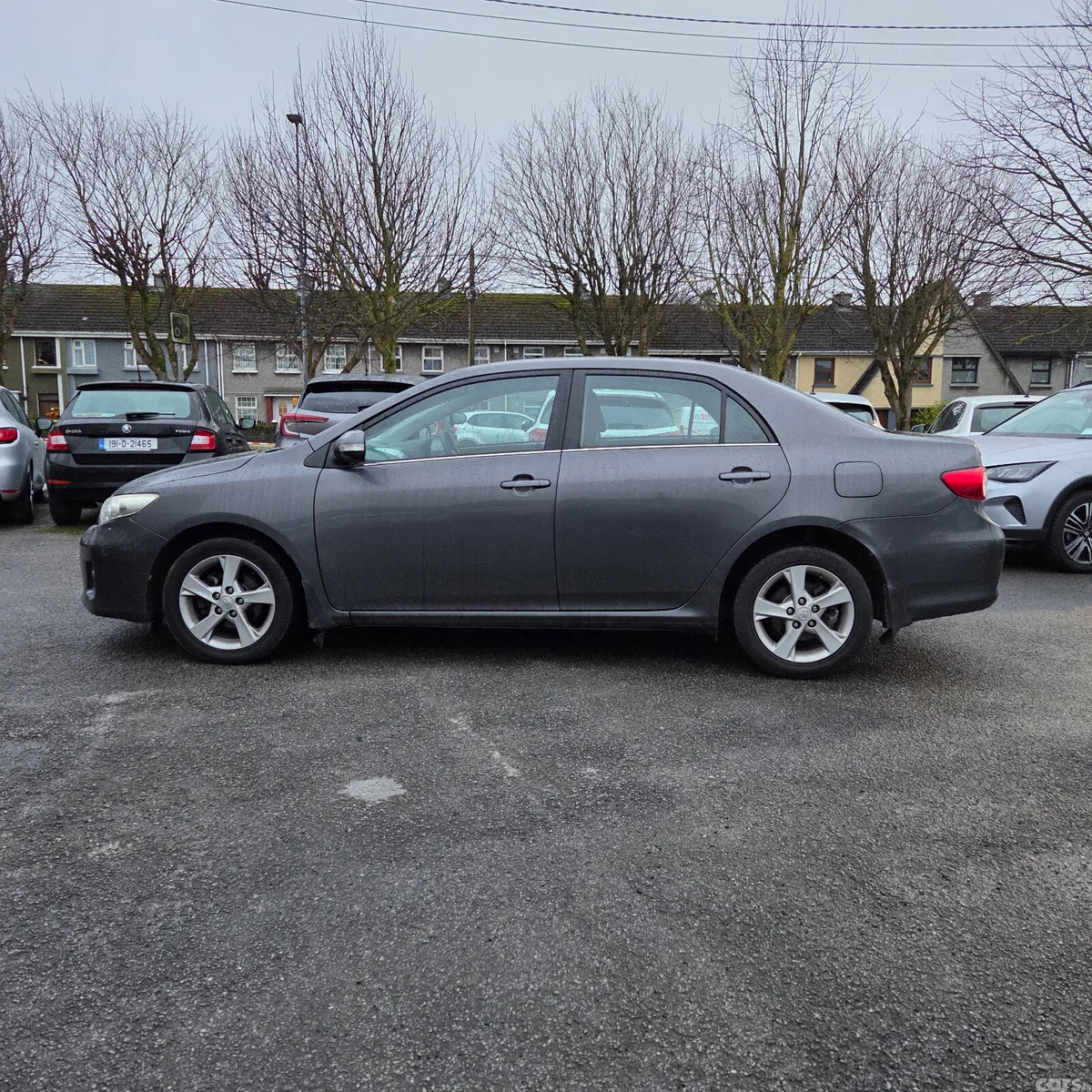 Toyota Corolla Saloon, Diesel, 2011, Grey