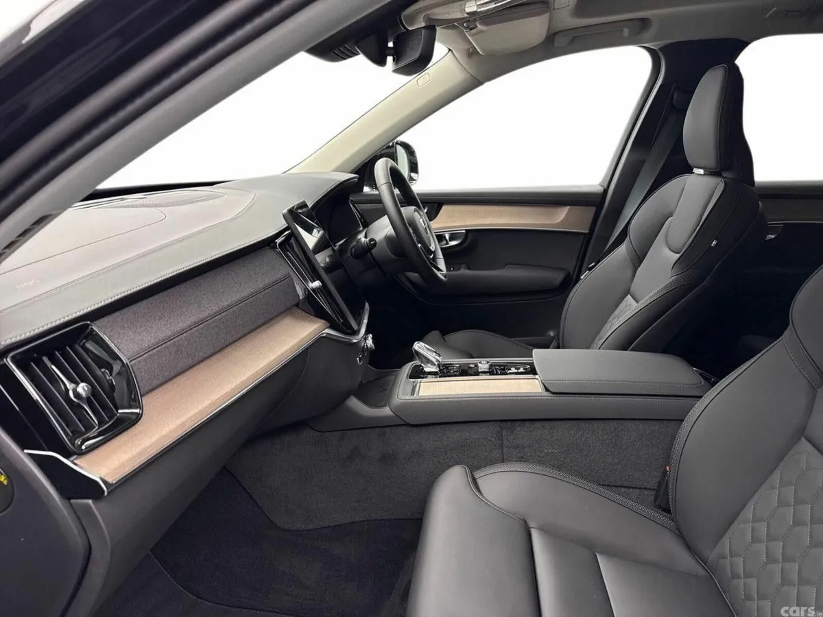 Volvo XC90 SUV, Petrol Plug-in Hybrid, 2026, Black