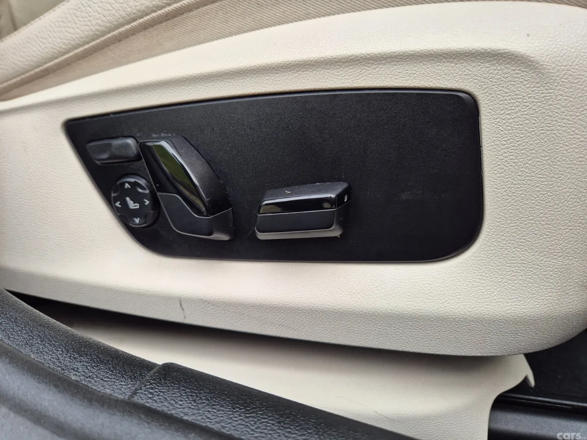 BMW 5-Series Saloon, Petrol Plug-in Hybrid, 2023, Grey