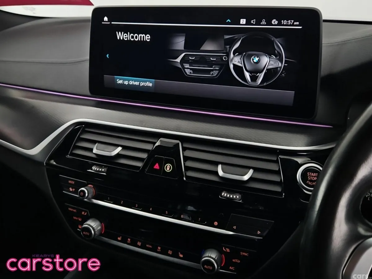 BMW 5-Series Estate, Petrol Plug-in Hybrid, 2022, Grey