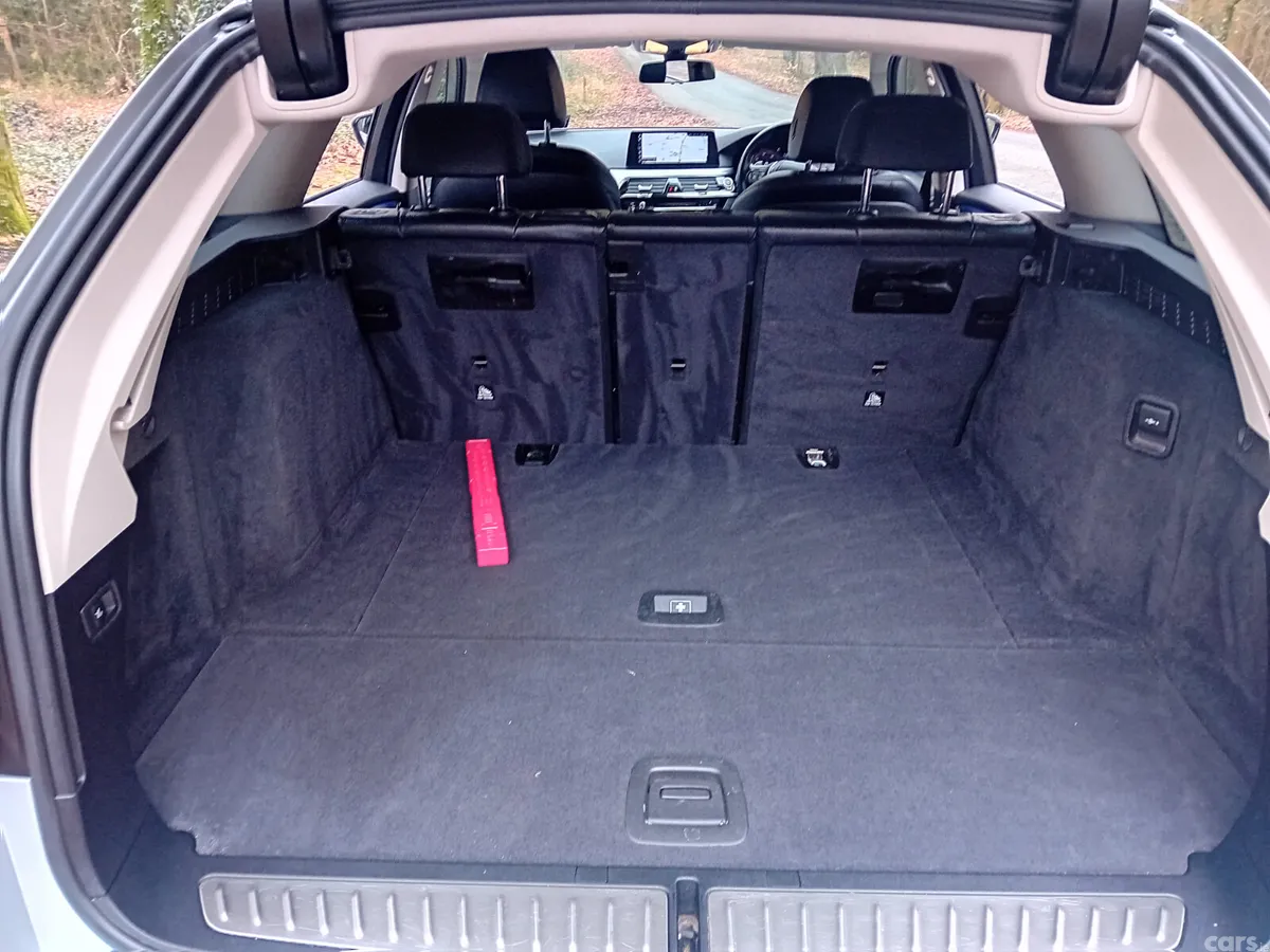 BMW 5-Series Estate, Diesel, 2017, Silver