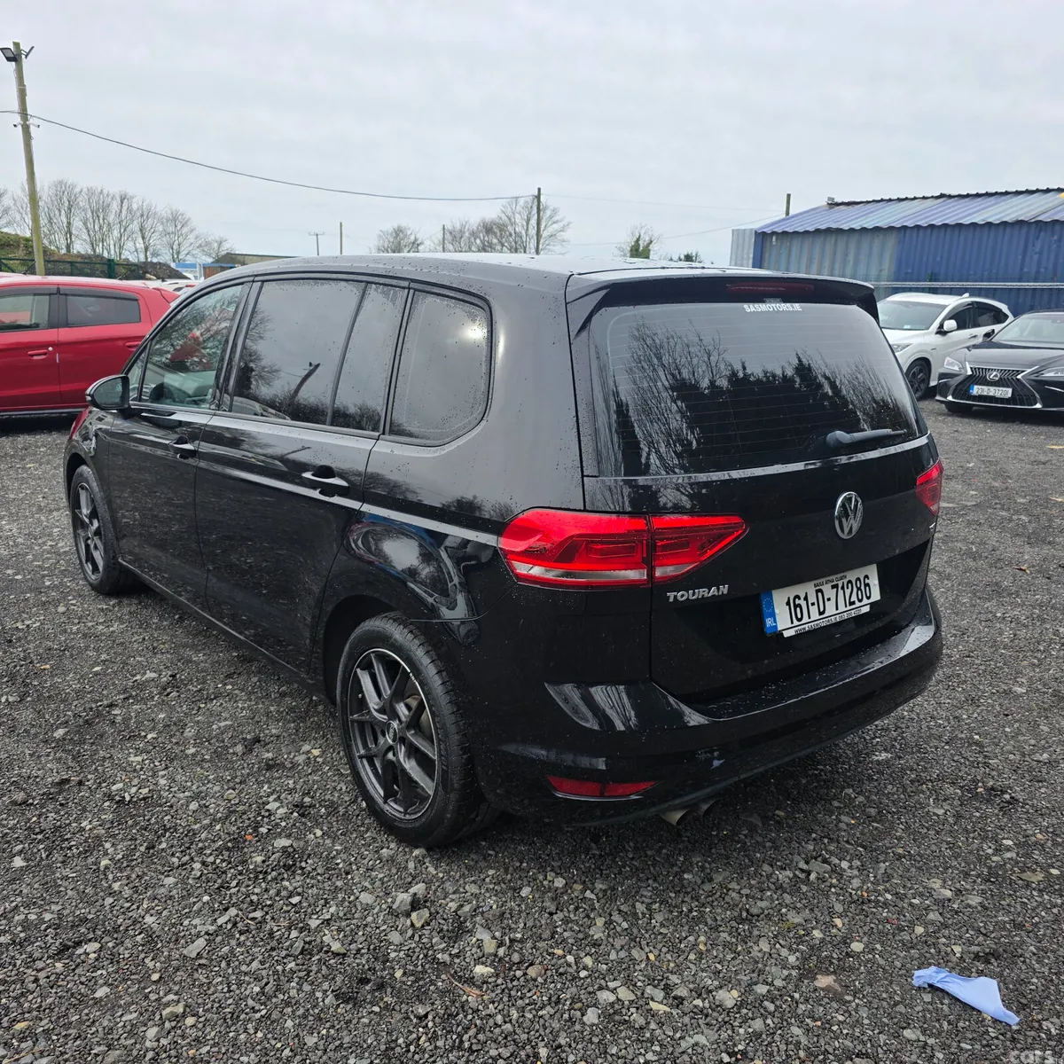 Volkswagen Touran MPV, Petrol, 2016, Black