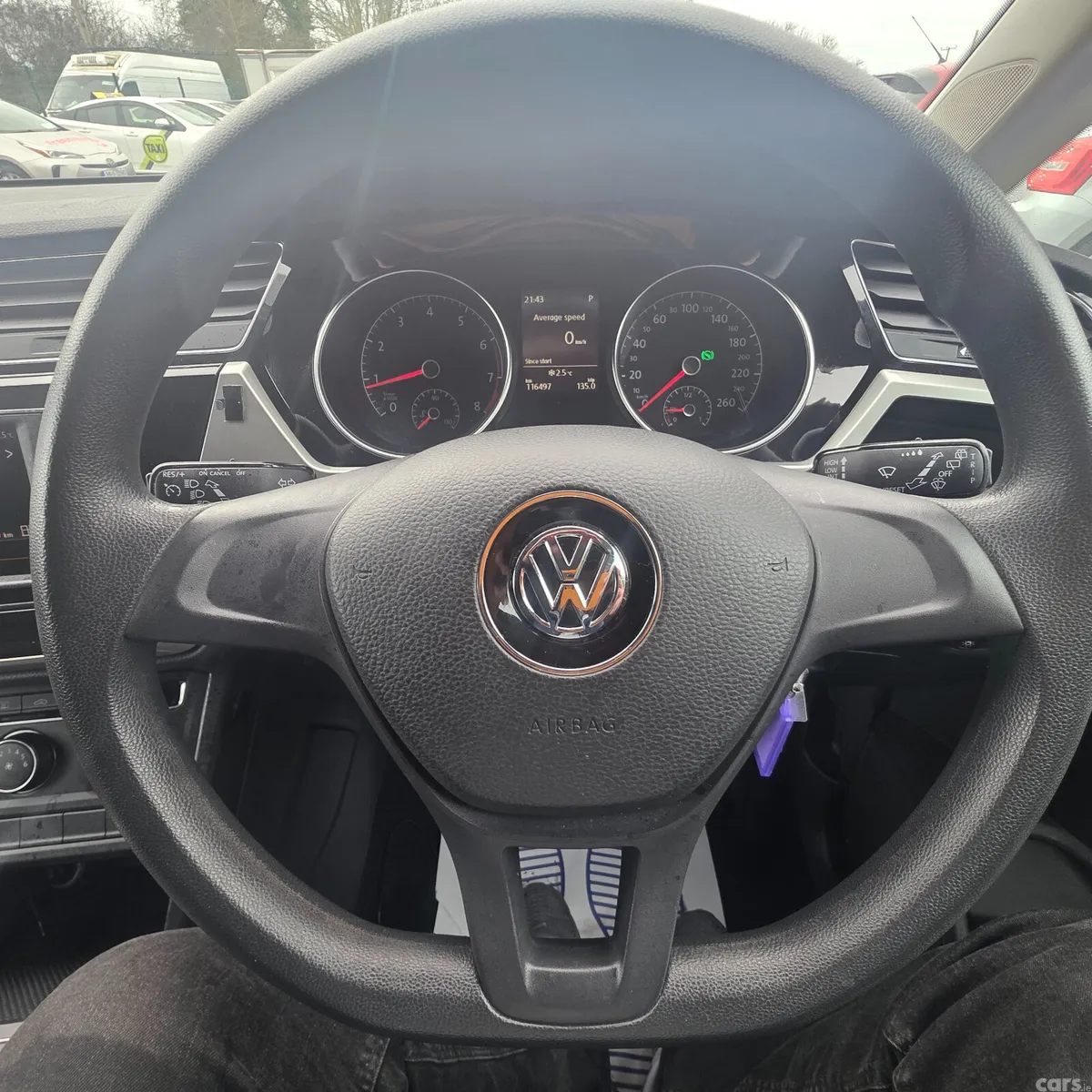 Volkswagen Touran MPV, Petrol, 2016, Black