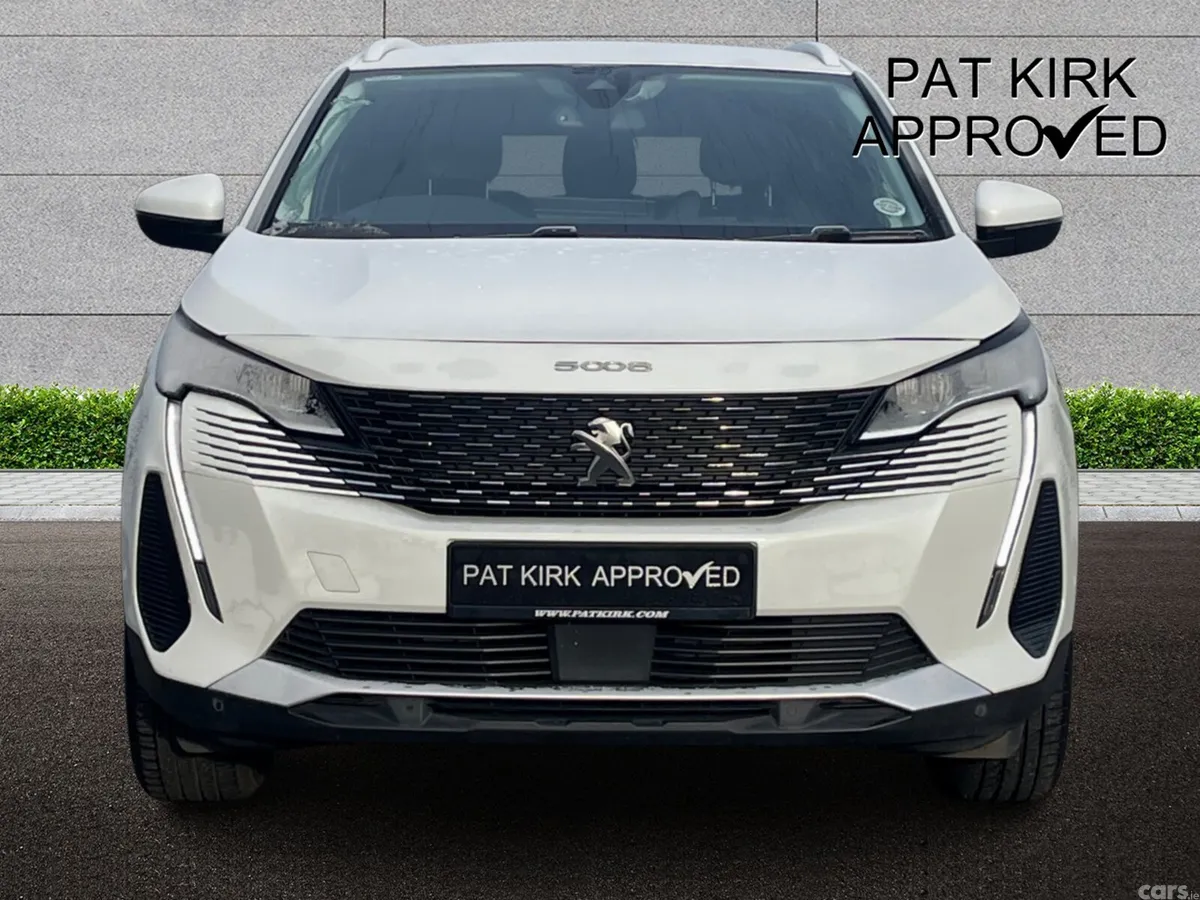 Peugeot 5008 Estate, Petrol, 2021, White