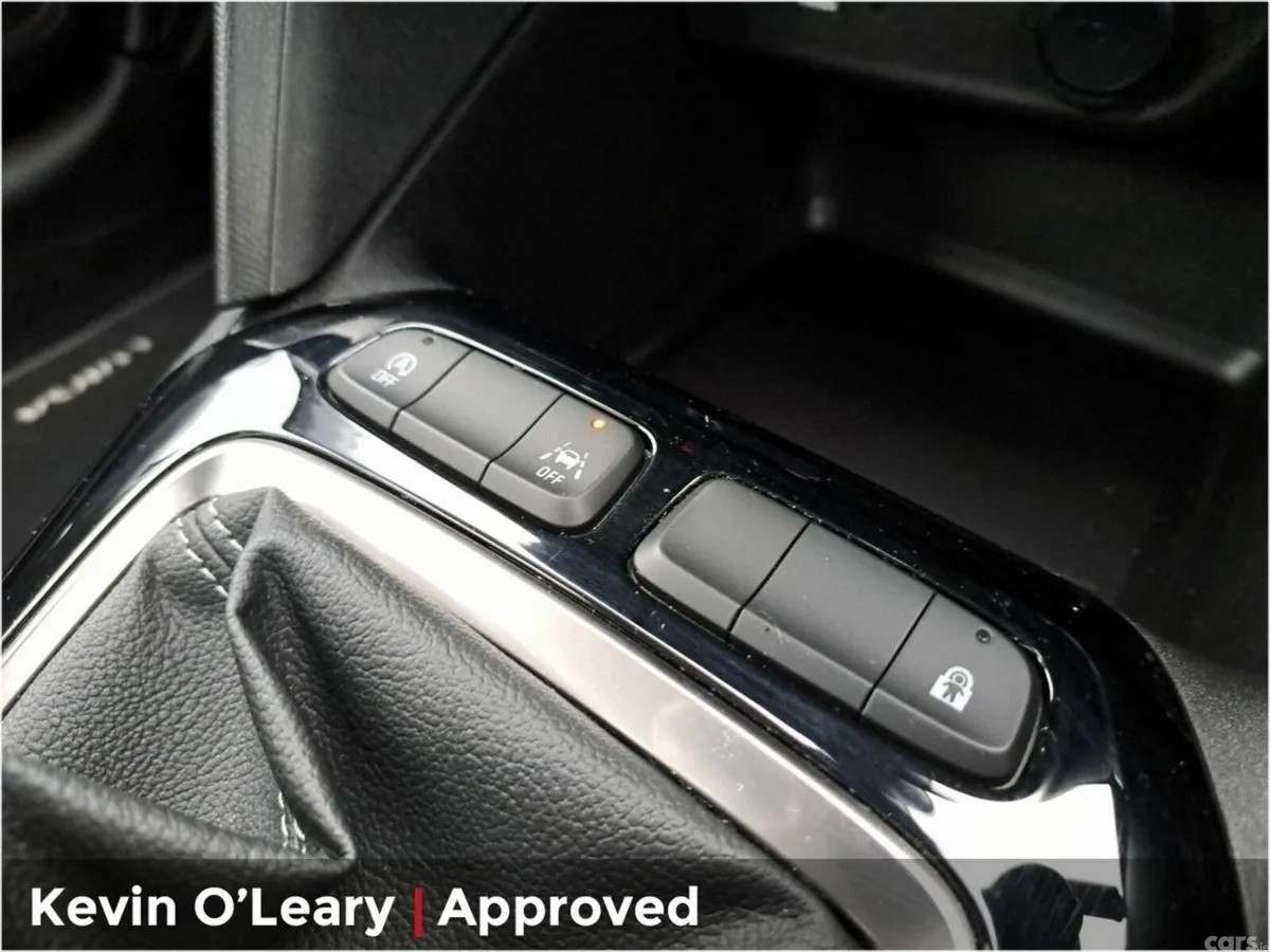 Opel Corsa Hatchback, Petrol, 2023, Red