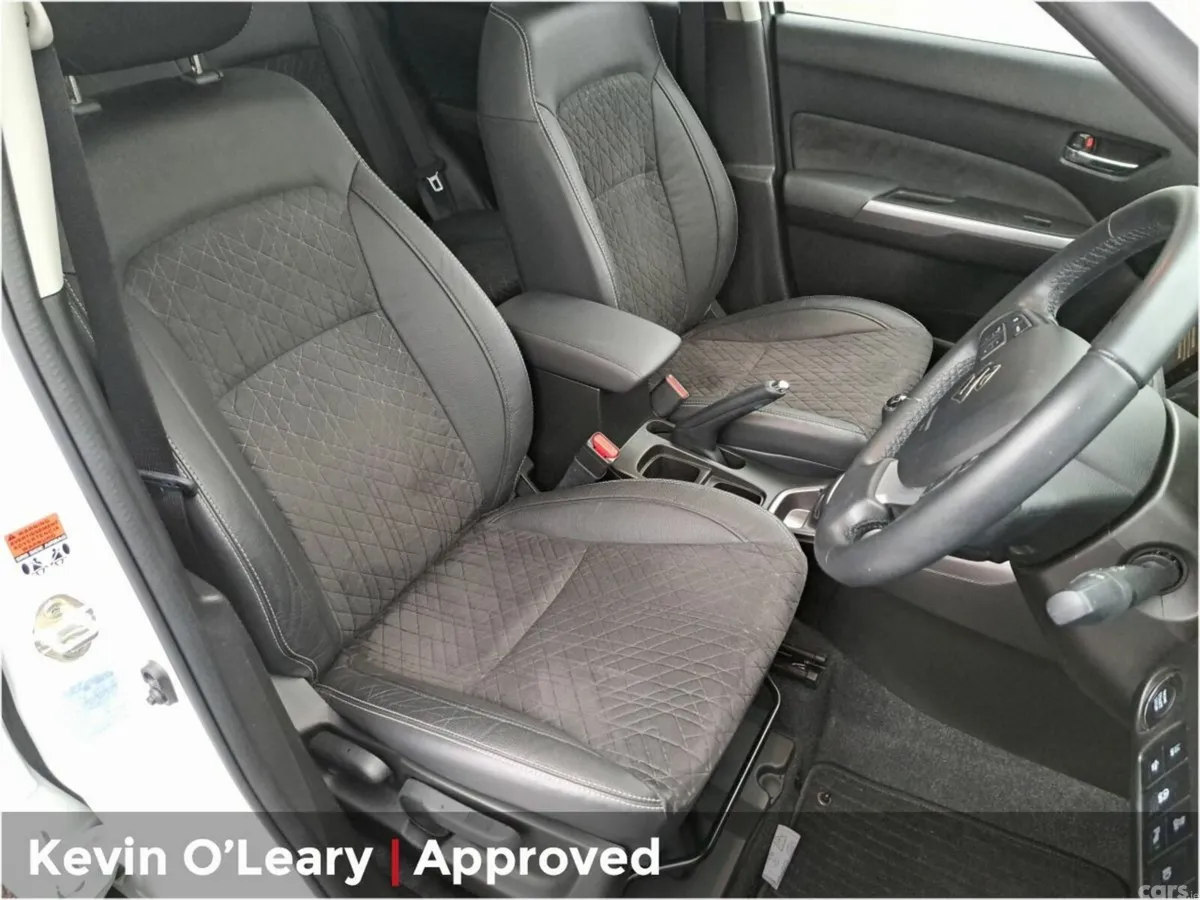 Suzuki Vitara SUV, Petrol, 2024, White