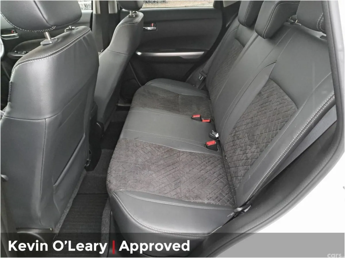 Suzuki Vitara SUV, Petrol, 2024, White