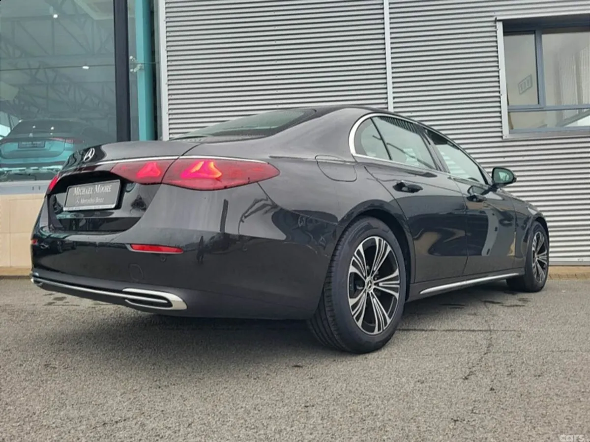 Mercedes-Benz E-Class E220d EXCLUSIVE AUTO *(PANOR, Athlone