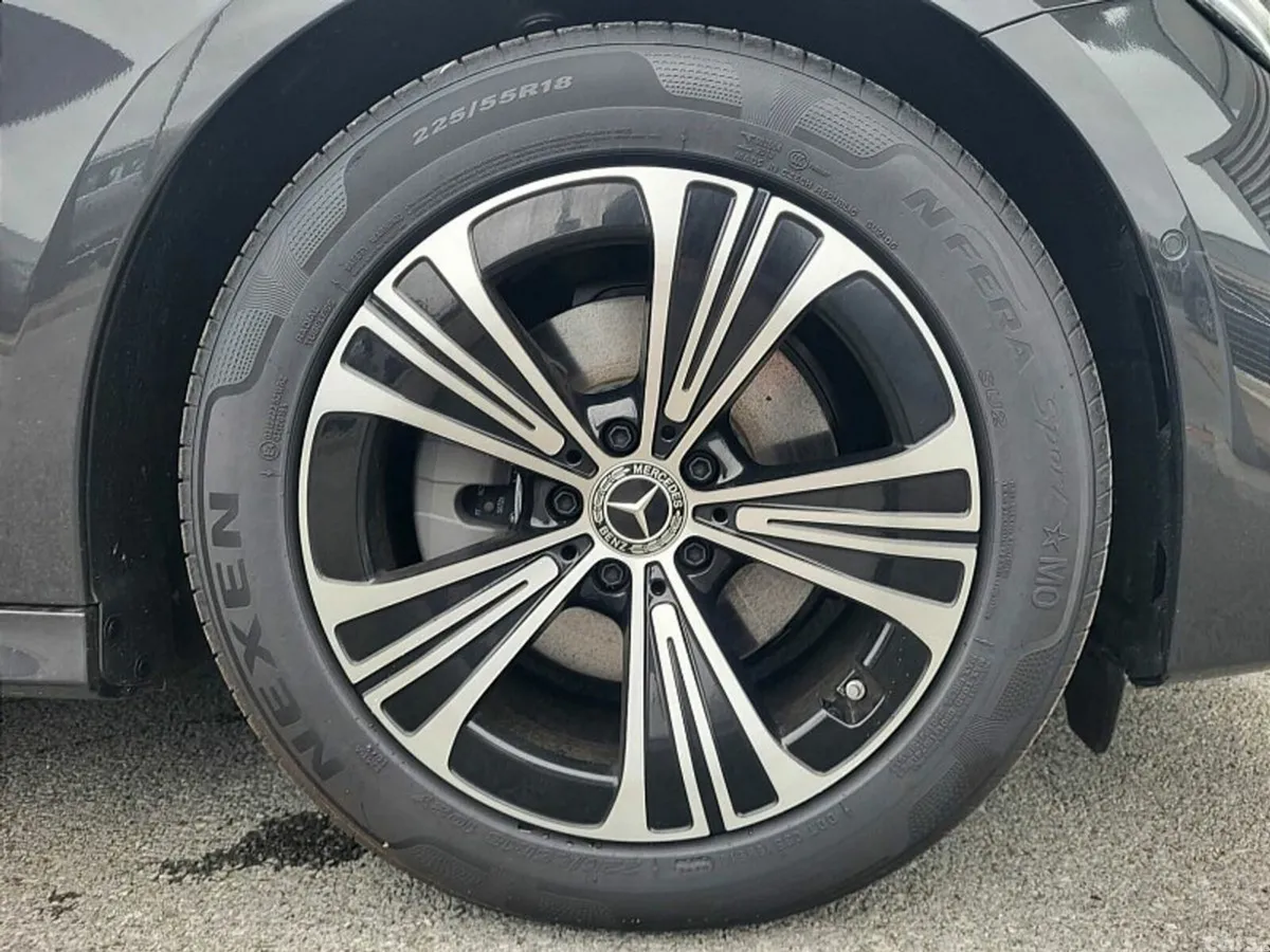 Mercedes-Benz E-Class E220d EXCLUSIVE AUTO *(PANOR, Athlone