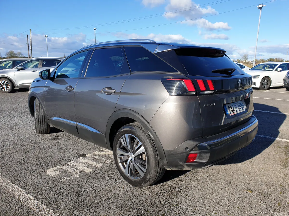 Peugeot 3008 MPV, Diesel, 2023, Grey