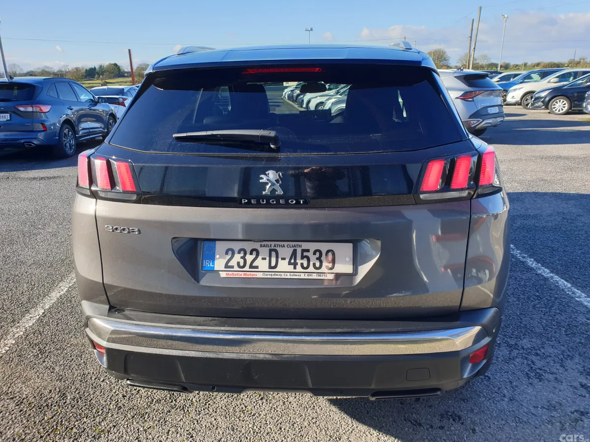 Peugeot 3008 MPV, Diesel, 2023, Grey