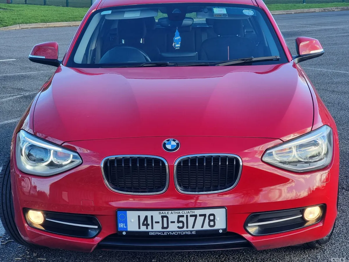 BMW 1-Series Hatchback, Petrol, 2014, Red