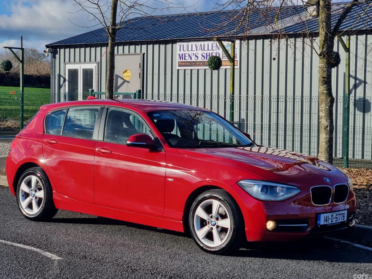 BMW 1-Series Hatchback, Petrol, 2014, Red