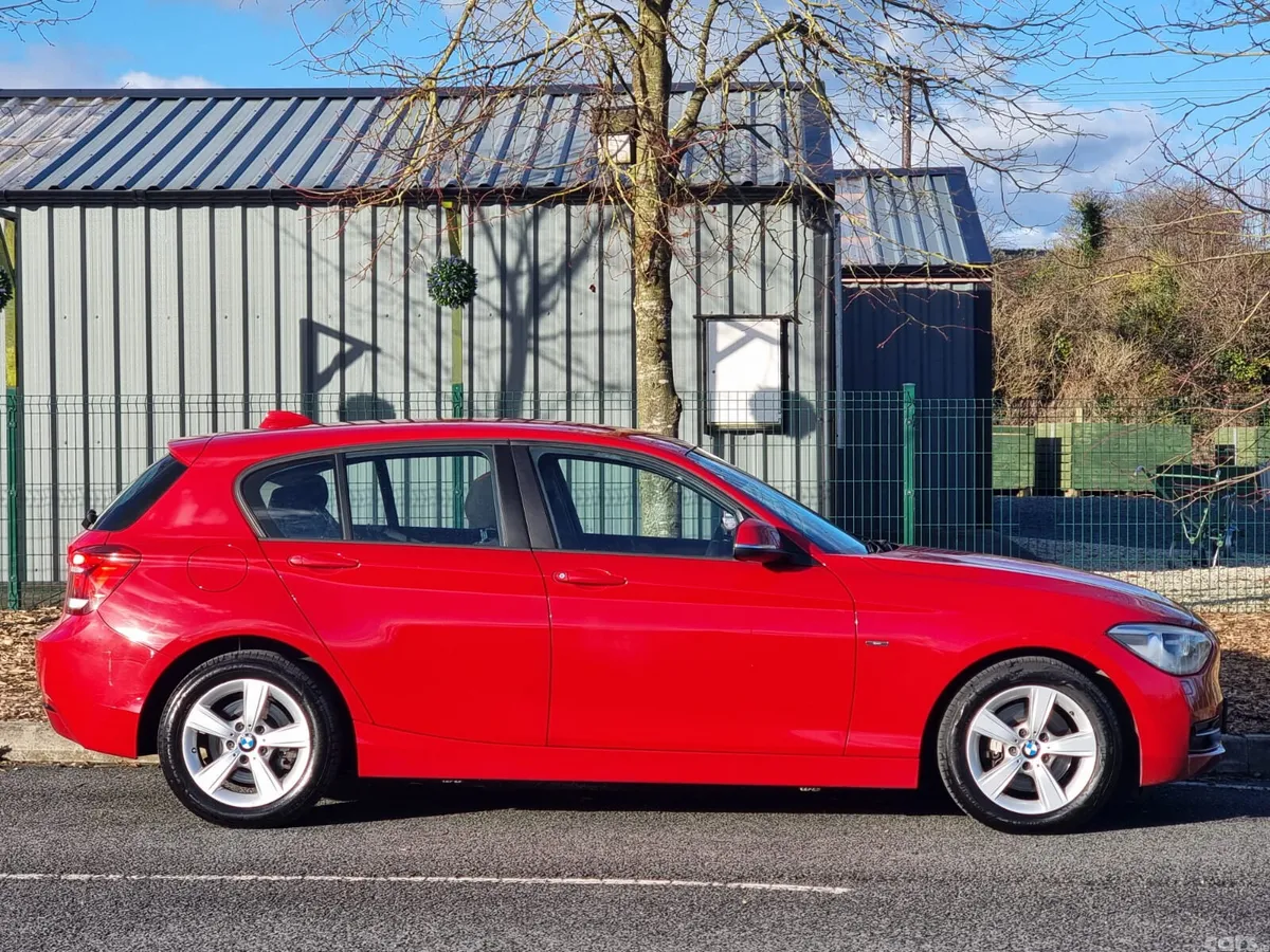 BMW 1-Series Hatchback, Petrol, 2014, Red