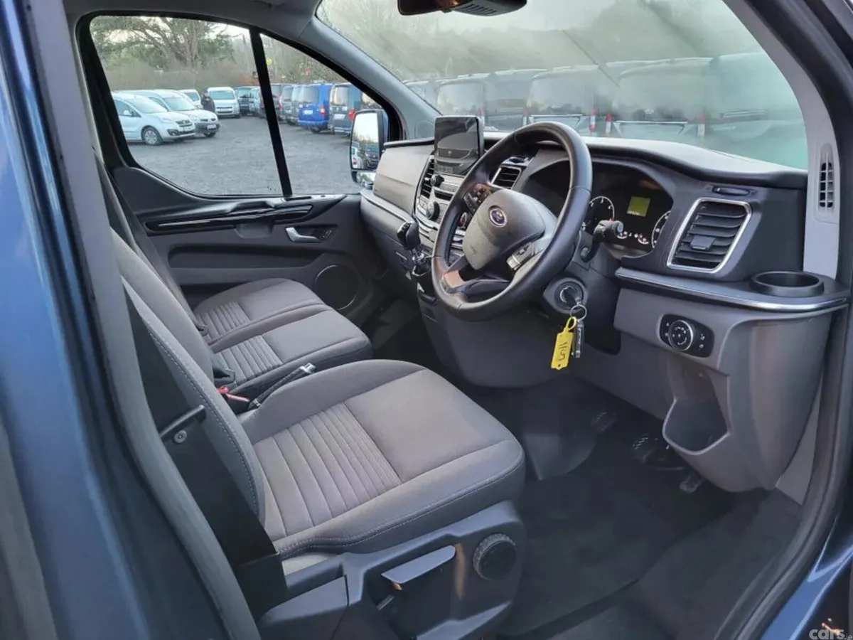 Ford Tourneo Custom MPV, Diesel, 2022, Blue