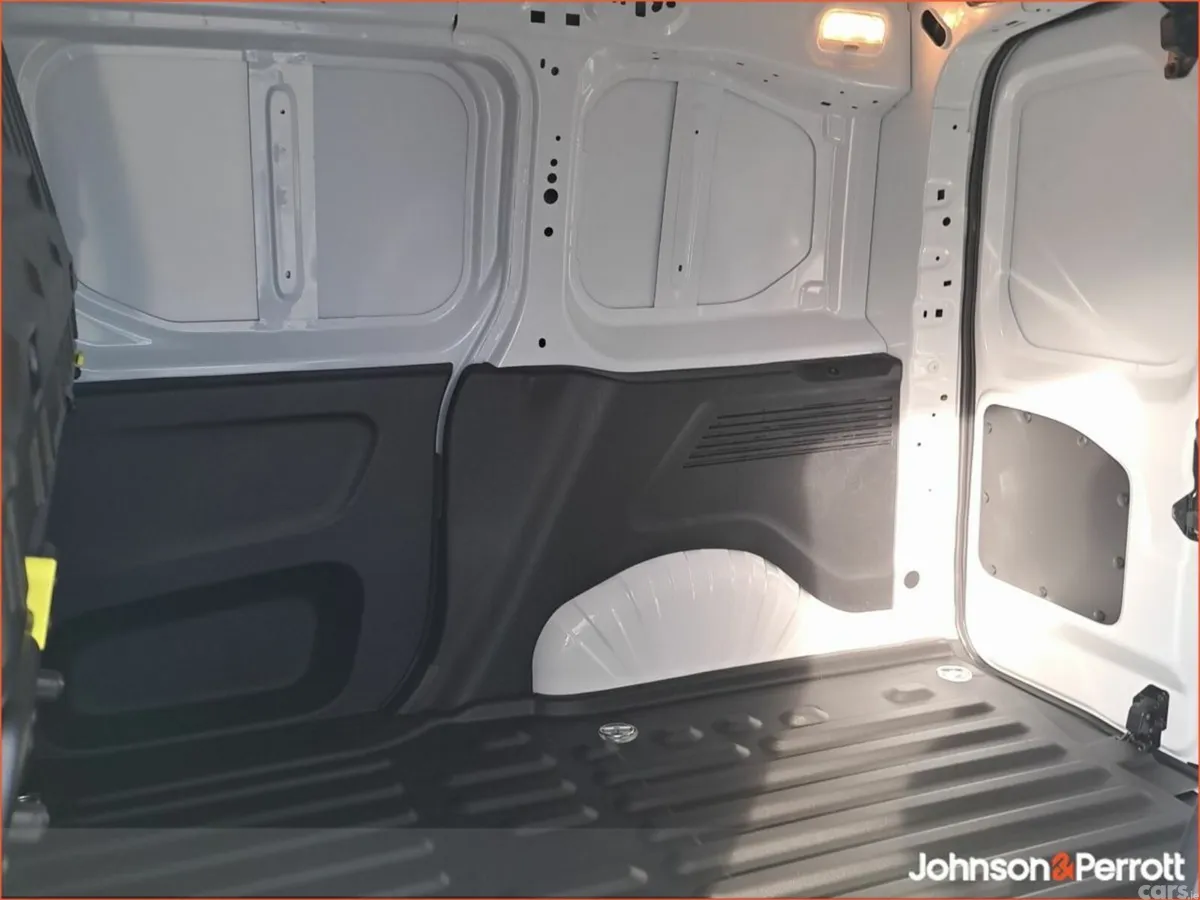 Peugeot Partner MPV, Diesel, 2026, White