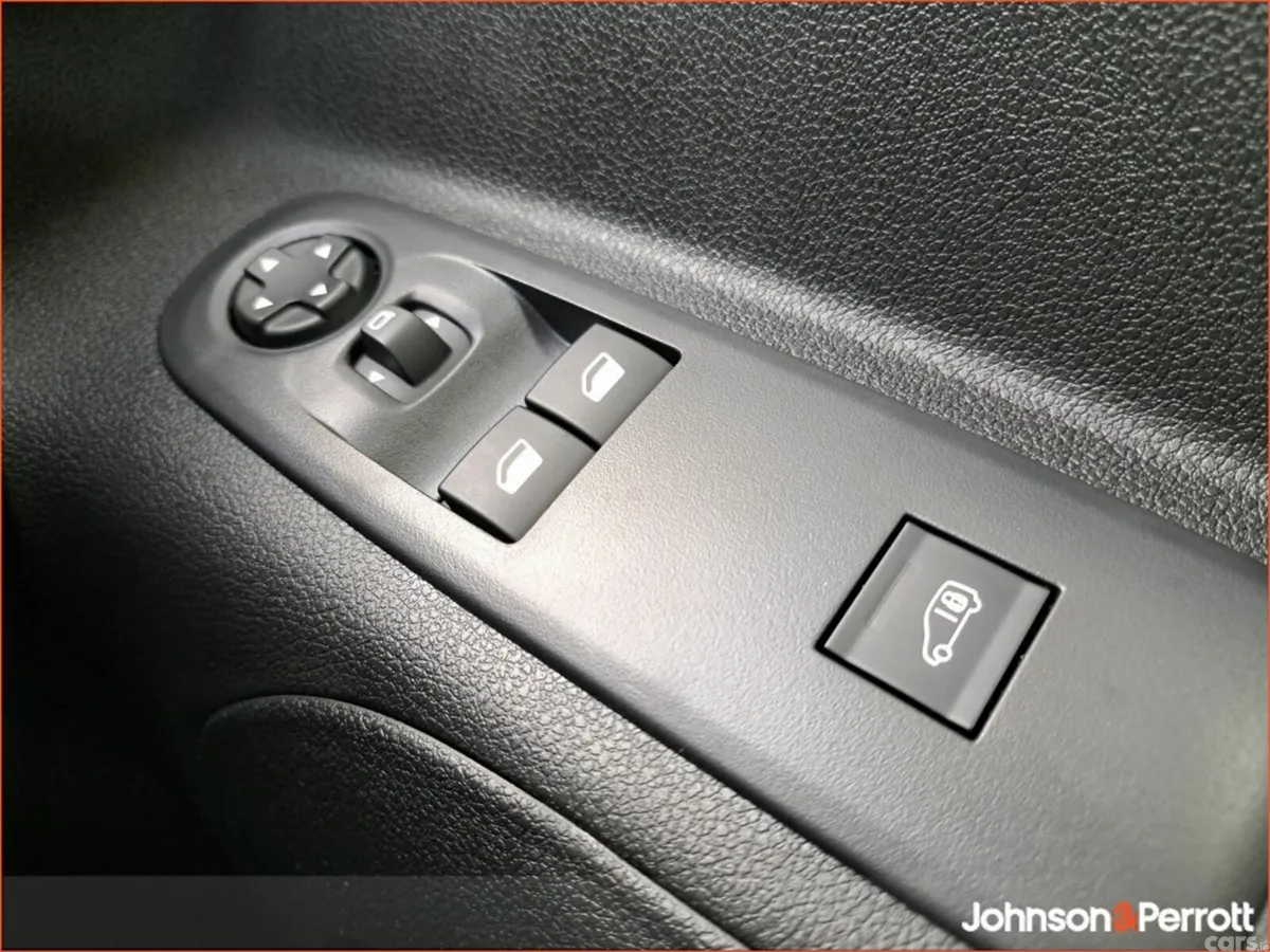 Peugeot Partner MPV, Diesel, 2026, White