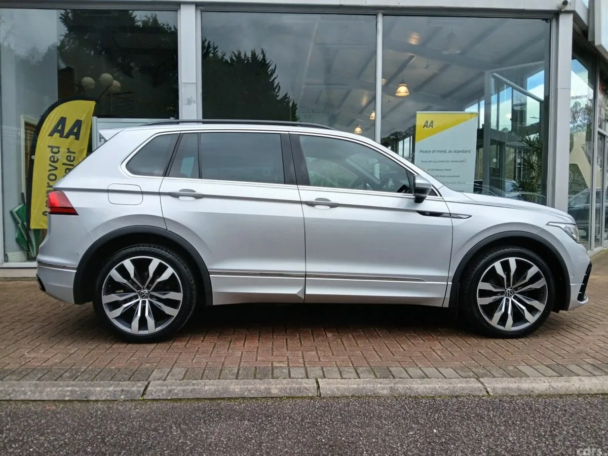 Volkswagen Tiguan SUV, Diesel, 2023, Silver
