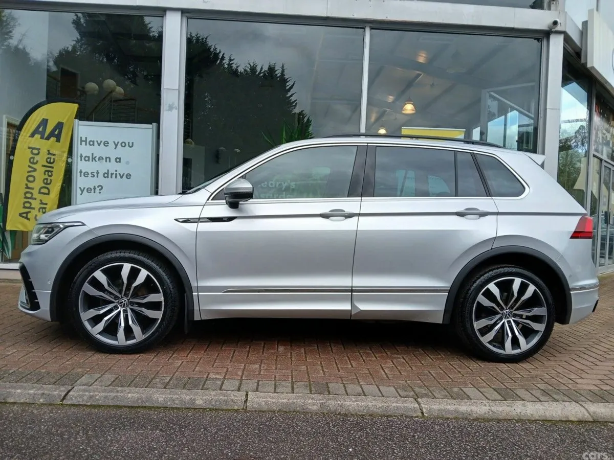 Volkswagen Tiguan SUV, Diesel, 2023, Silver