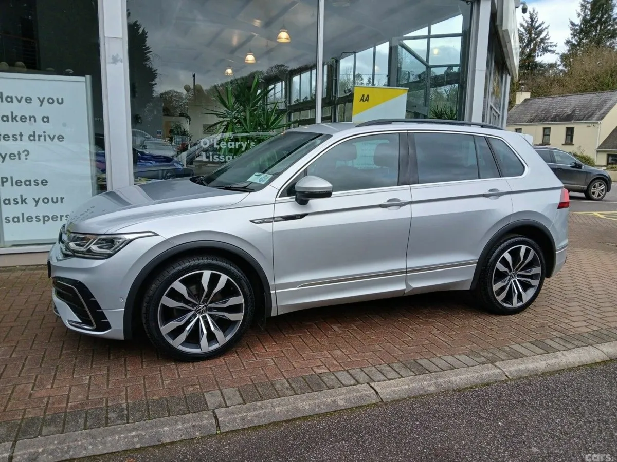 Volkswagen Tiguan SUV, Diesel, 2023, Silver