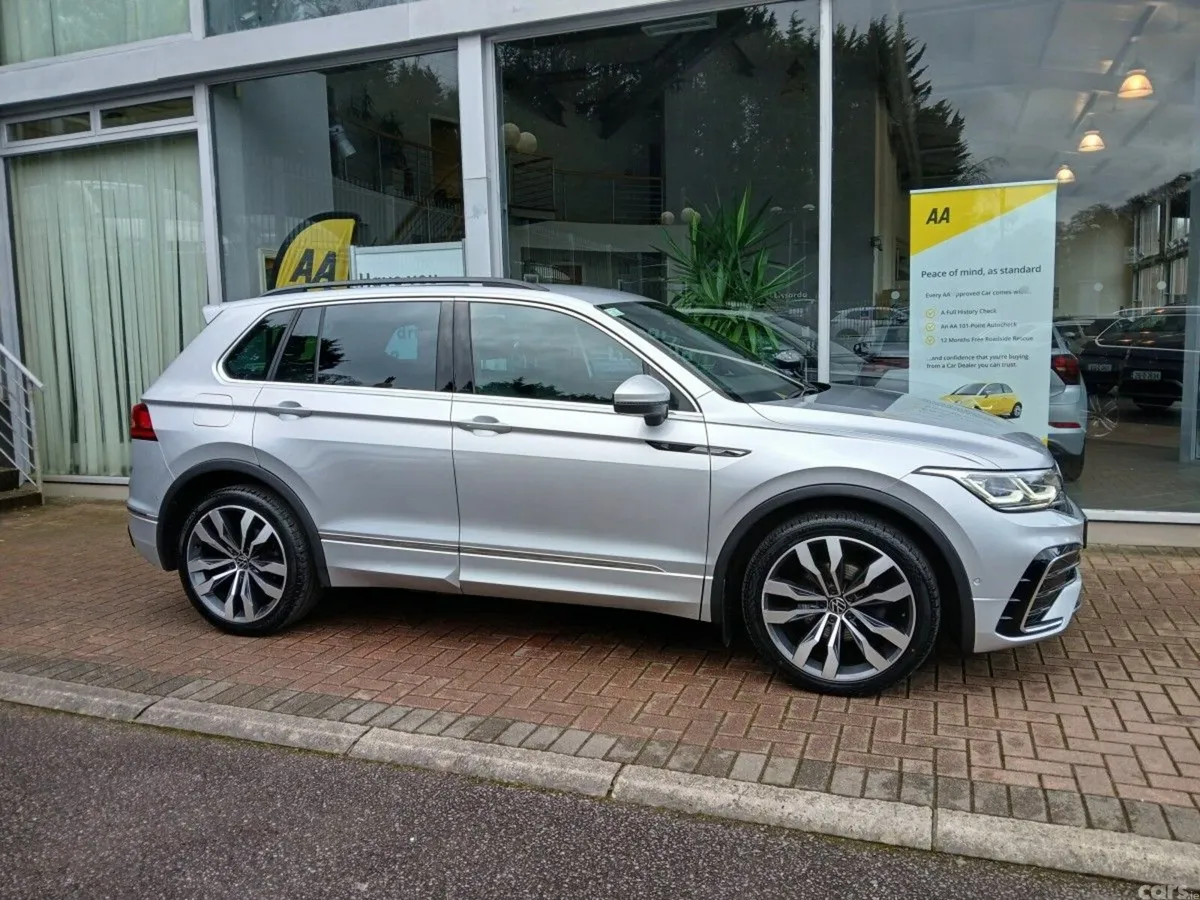 Volkswagen Tiguan SUV, Diesel, 2023, Silver