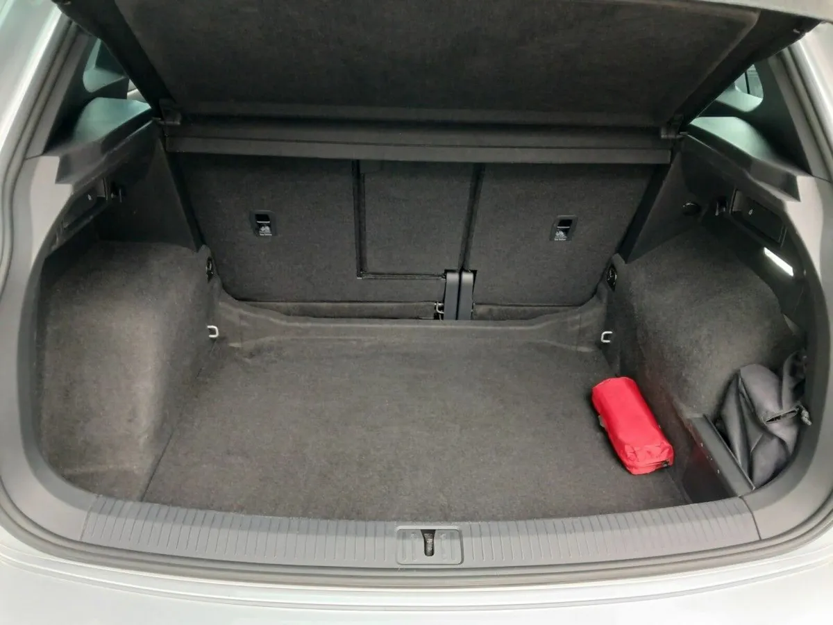 Volkswagen Tiguan SUV, Diesel, 2023, Silver